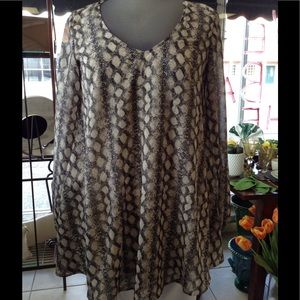 Beautiful Blouse By Show Me Your Mumu: BEEN SOLD
