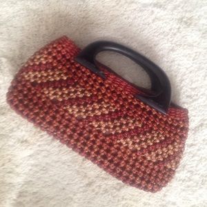 VINTAGE wood handle woven red brown basket bag