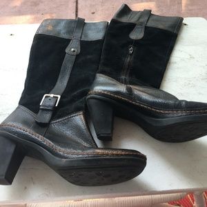 Naturalizer black knee high boot