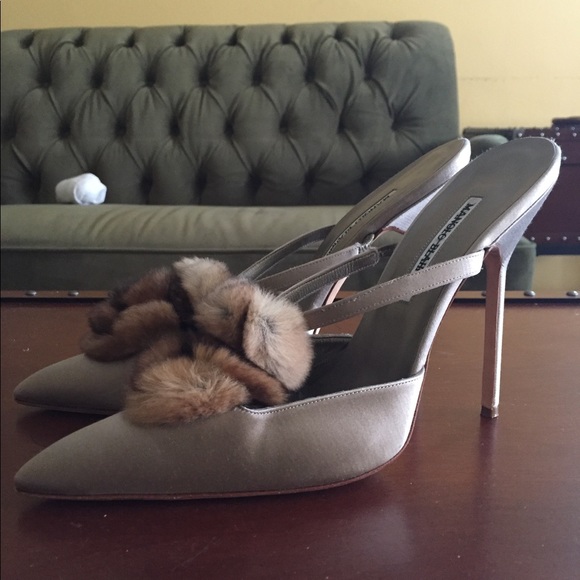Manolo Blahnik Shoes - Picture 1 of 4
