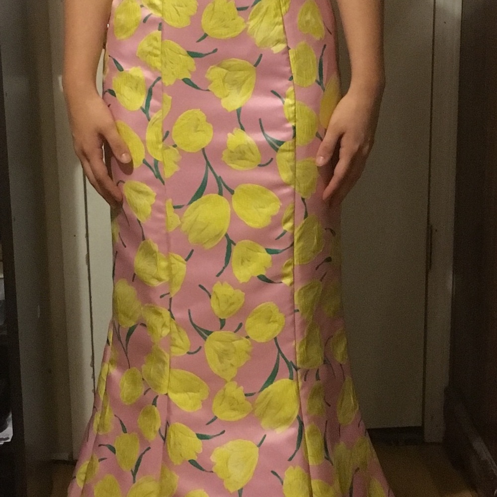 Prom Dress - Picture 2 of 3