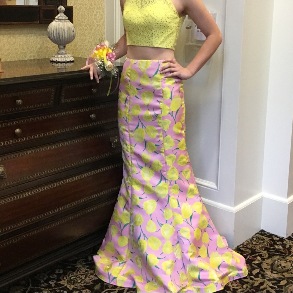 Prom Dress - Picture 3 of 3