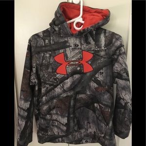 Under Armour mossy oak pullover hoodie