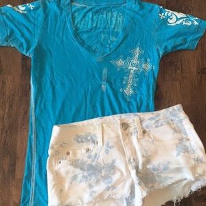 Affliction top and American eagle shorts !