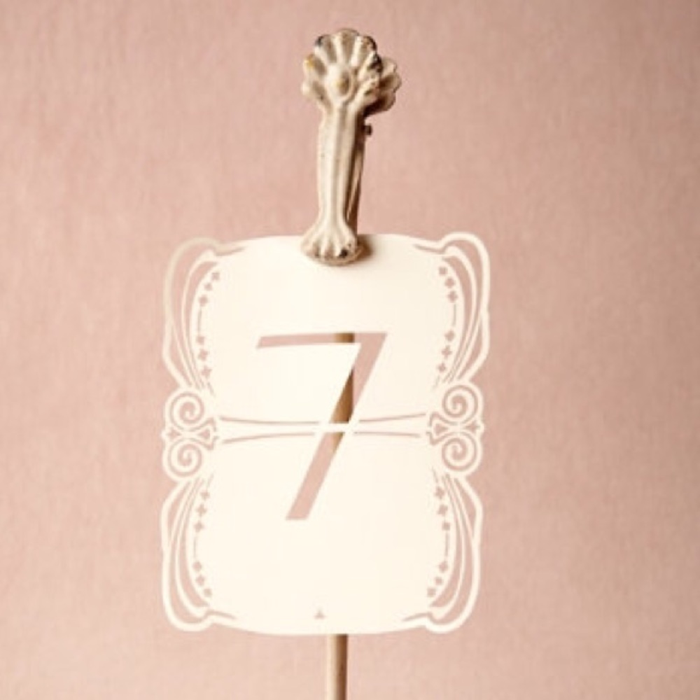 Antique white BHLDN pedestal clip, 15 available!