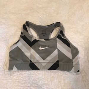 Nike Pro Sports Bra