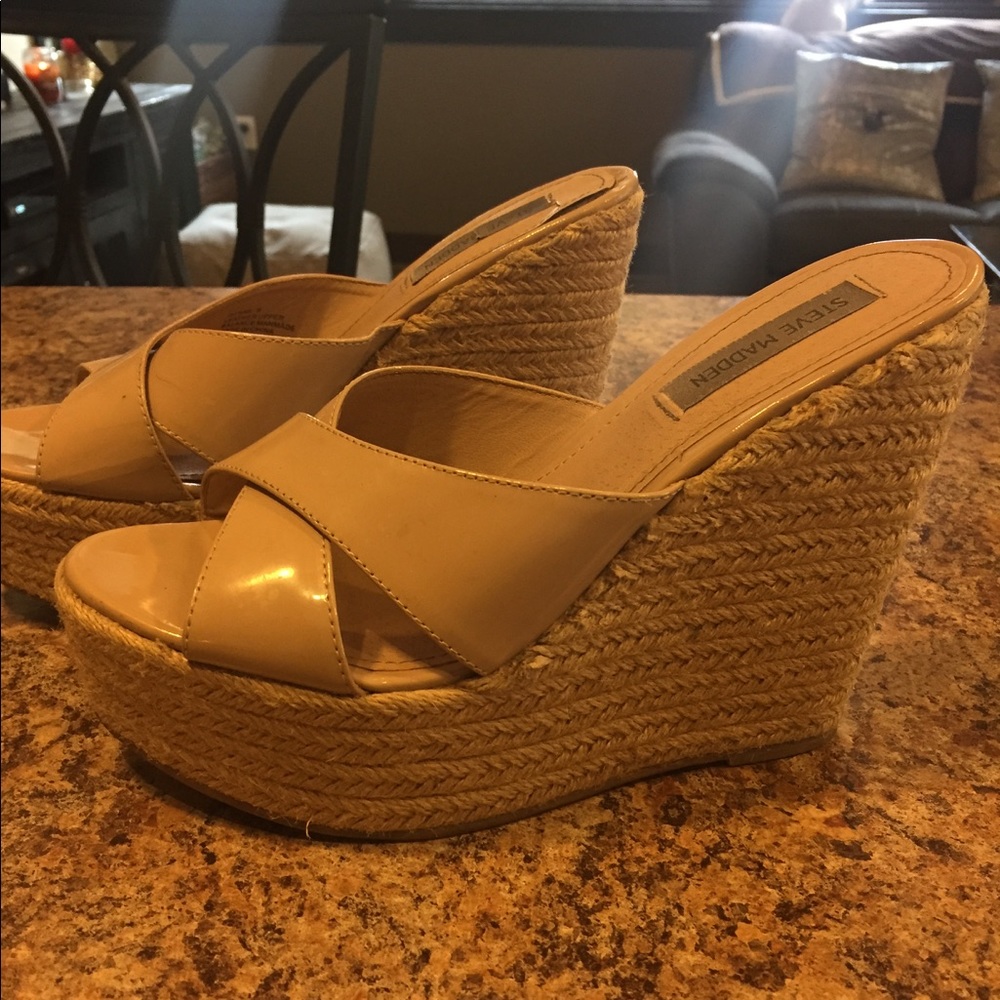 Nude Steve Madden Summer Wedges size 9