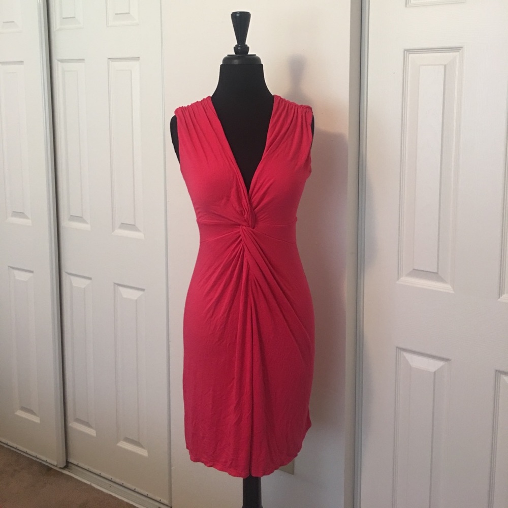 EXPRESS FRONT TWIST FUSHIA DRESS