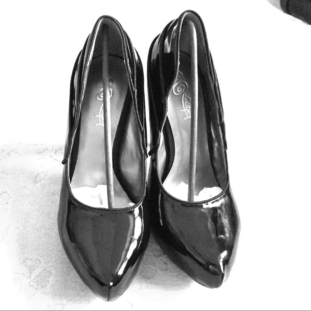 Brand new Lollipop Black Patent Heel