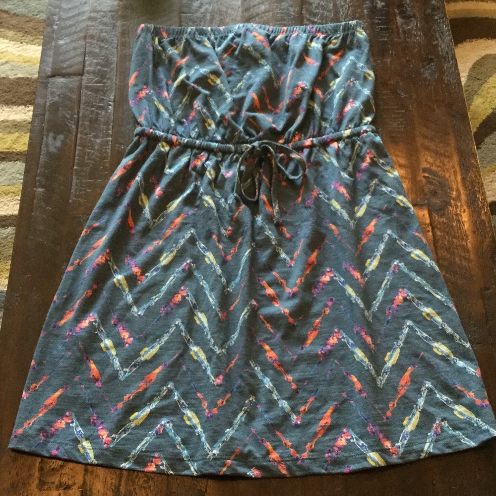 Strapless dress