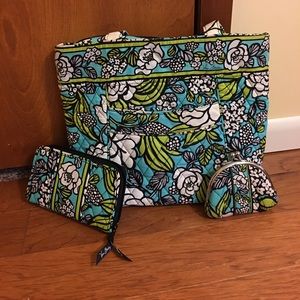 Vera Bradley Island Blooms tote/wallet/coin purse