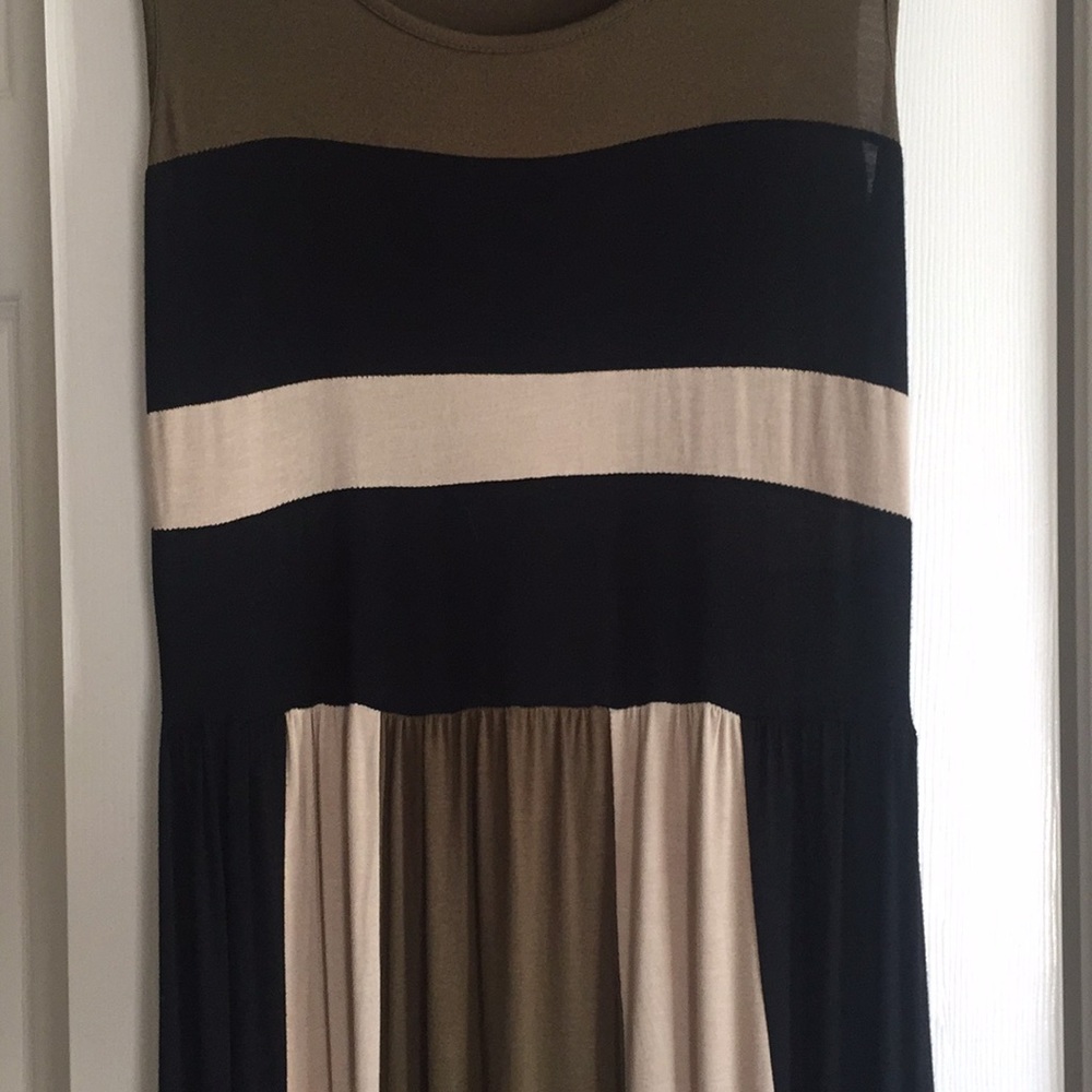 Spense maxi dress small worn once - Picture 3 of 3