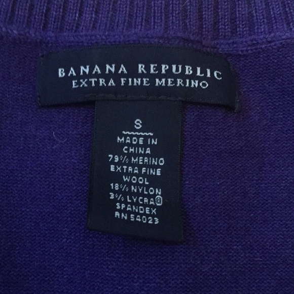 📦 🚚 EVERYTHING MUST GO! BR Merino Wool Cardi | Size S - Picture 3 of 3