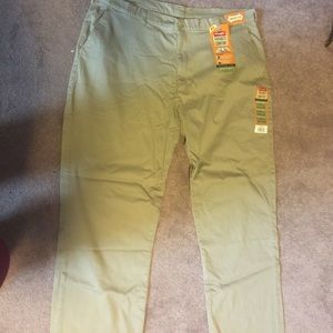 NWT men's Wrangler Advanced Comfort Khaki Pant