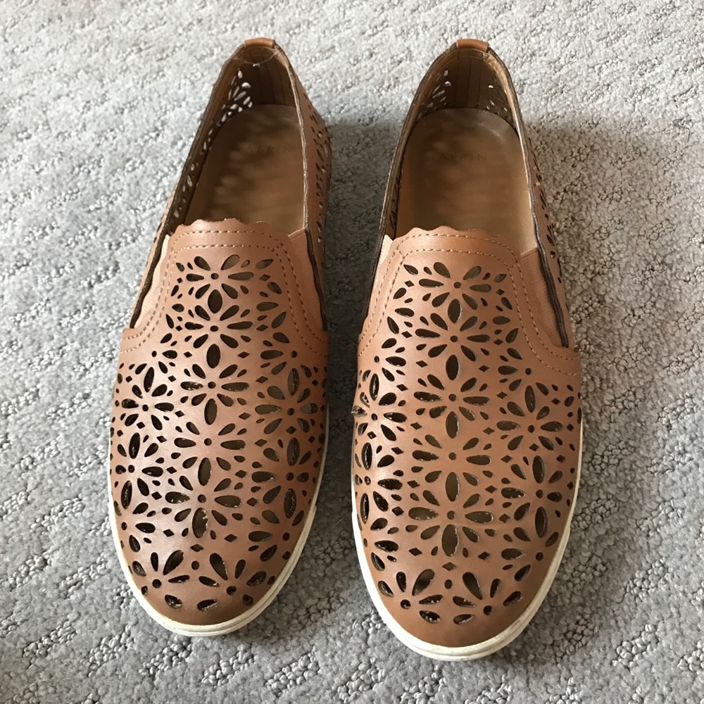 Floral cutout slip-ons