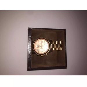 Michael kors rose gold watch