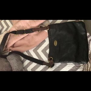 Fossil purse barely worn