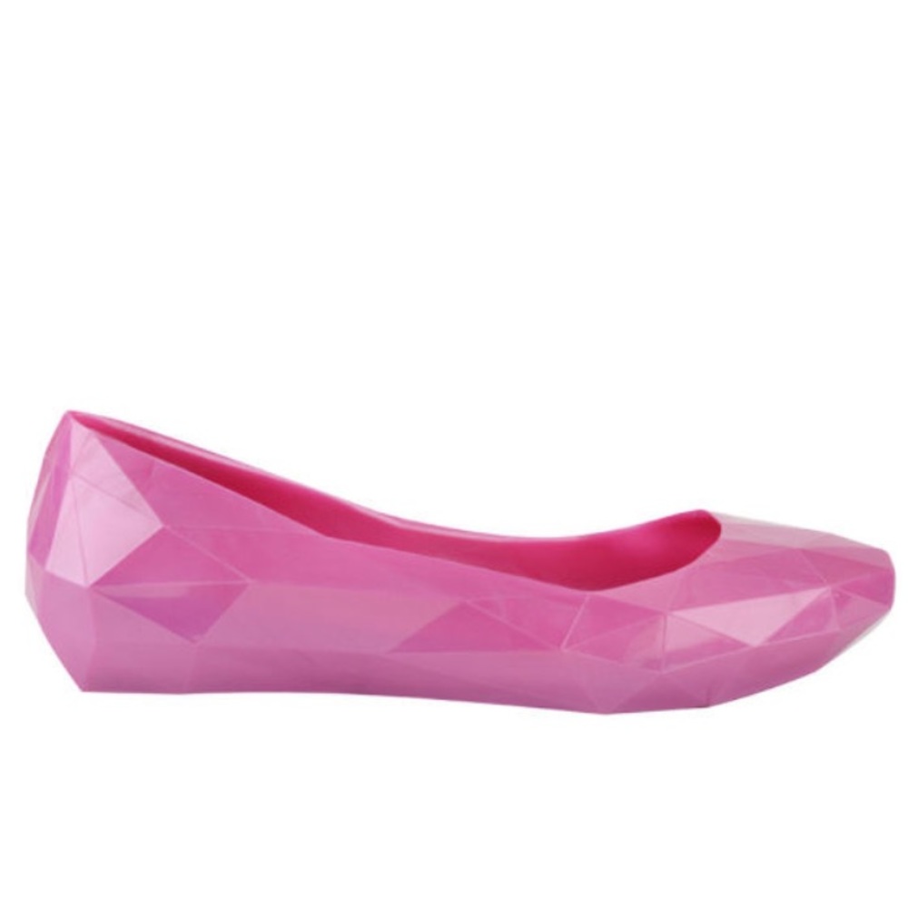 United nude lo res raspberry 40