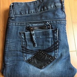 Guess "Eva" skinny jeans. Size 27