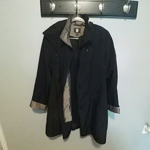 Gallery Black Trenchcoat