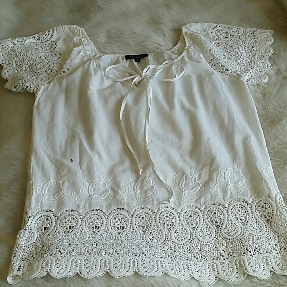 Karen Kane cream lace top