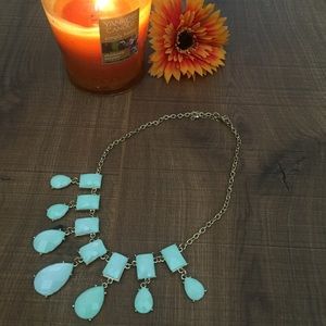 Francesca's Statement Necklace ✨