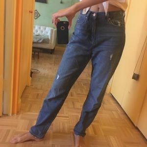 BDG mom boyfriends jeans