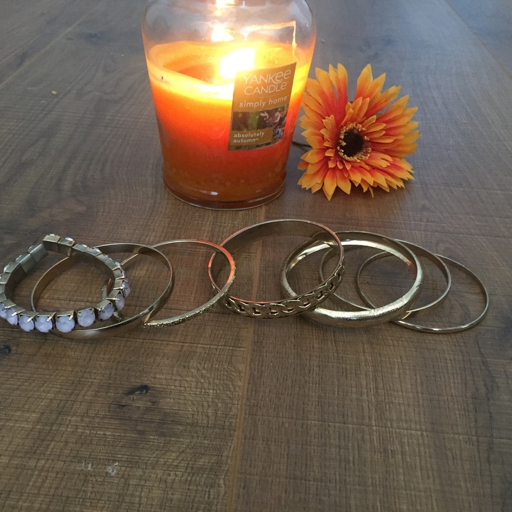 Francesca's bangle set ✨ - Picture 2 of 3