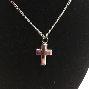 Cross urn pendant