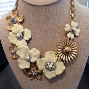 Stella & Dot "Dot Bloom Necklace"