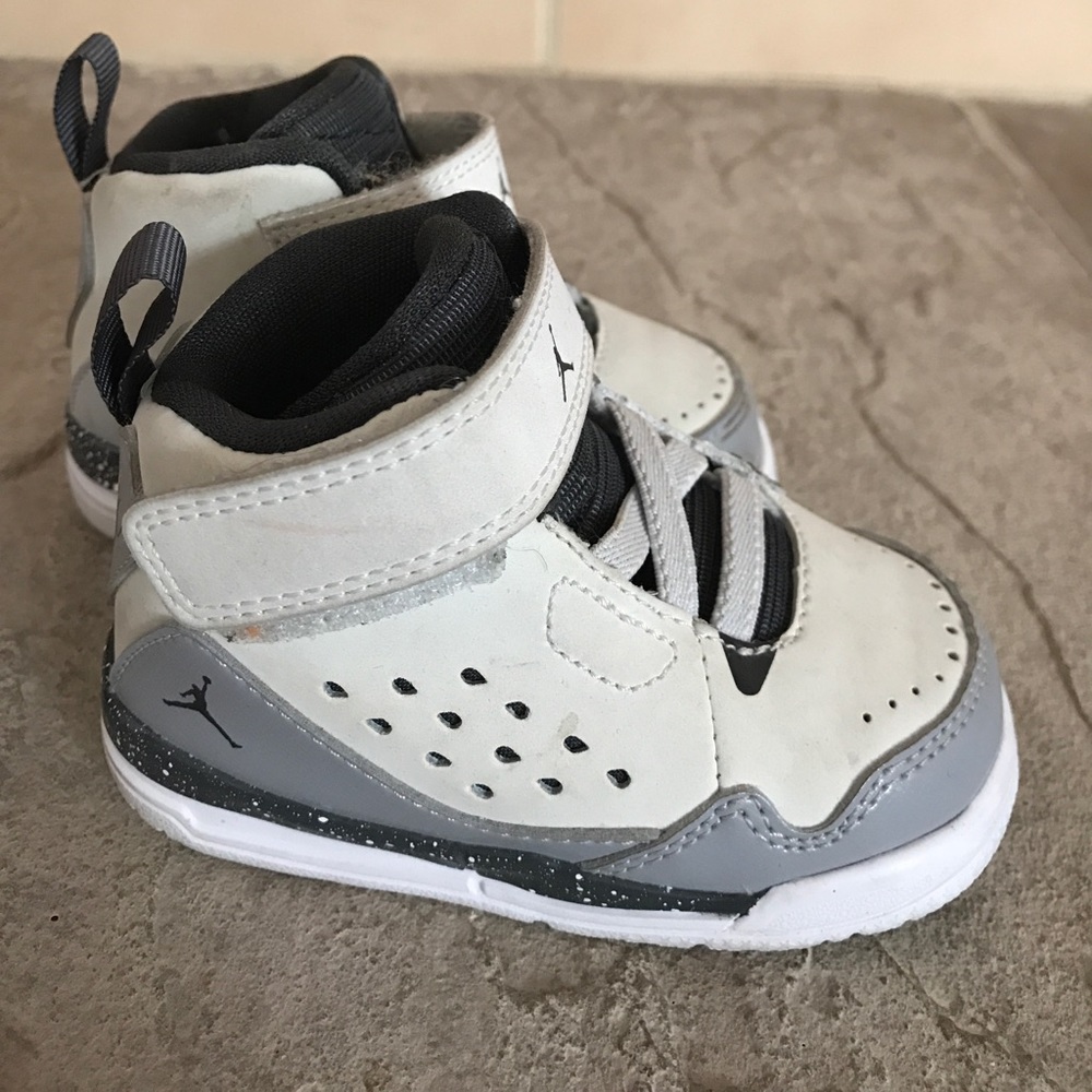 ‼️LAST CHANCE‼️ Baby Jordans - Flight
