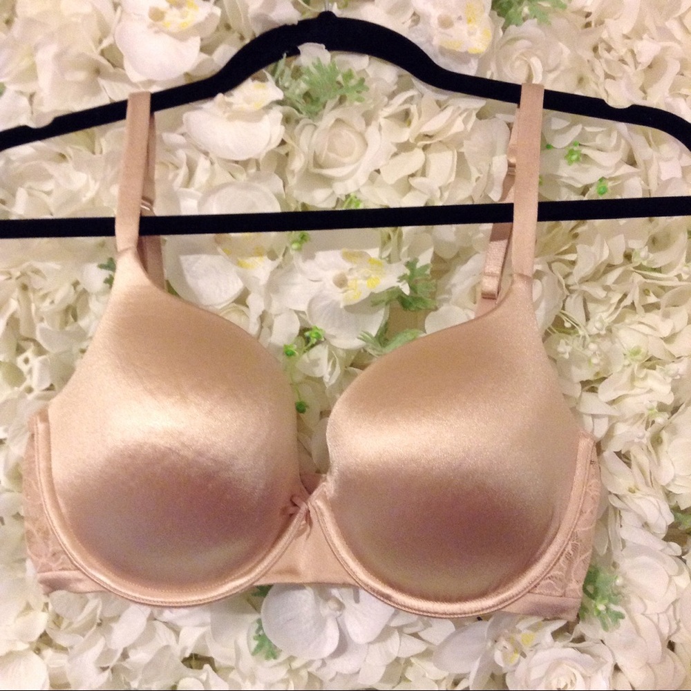 Victoria Secret 34DD Lined Demi Bra