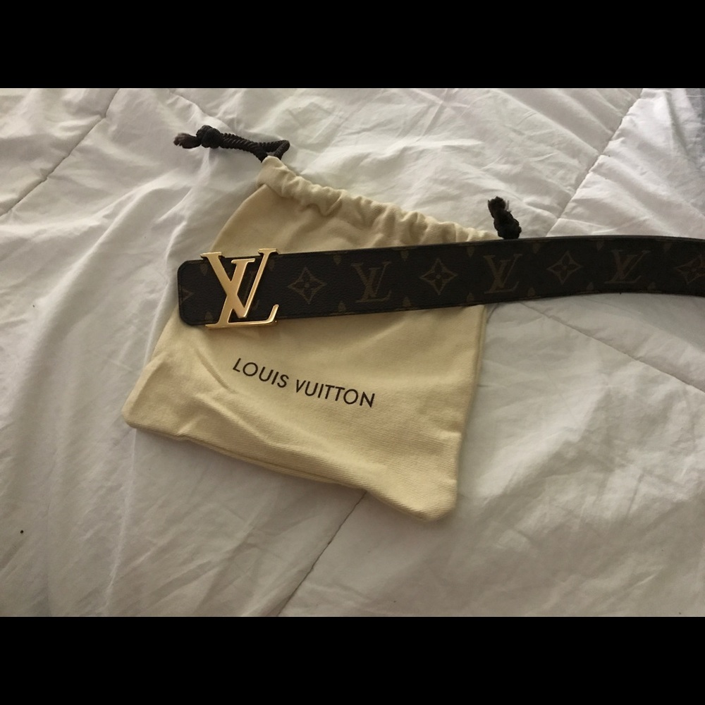 Louis Vuitton men belt! Like new