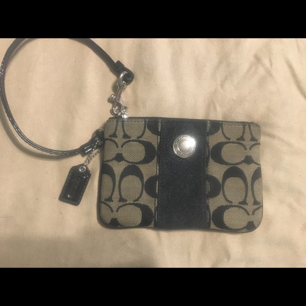 Wristlet