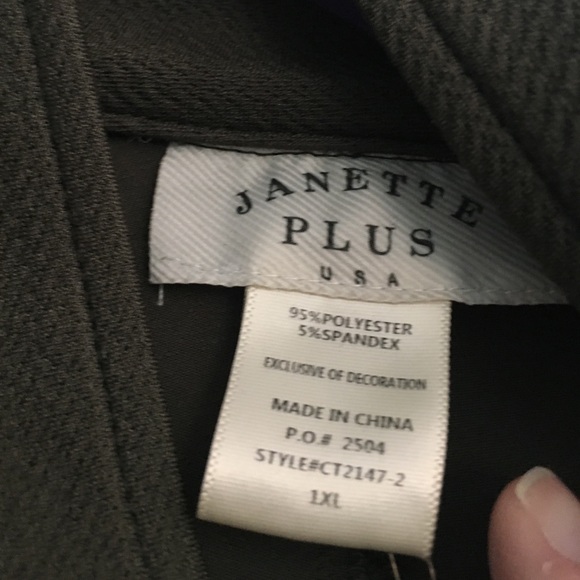 Olive green Janette Plus jacket. NWT. Size 1X - Picture 2 of 3
