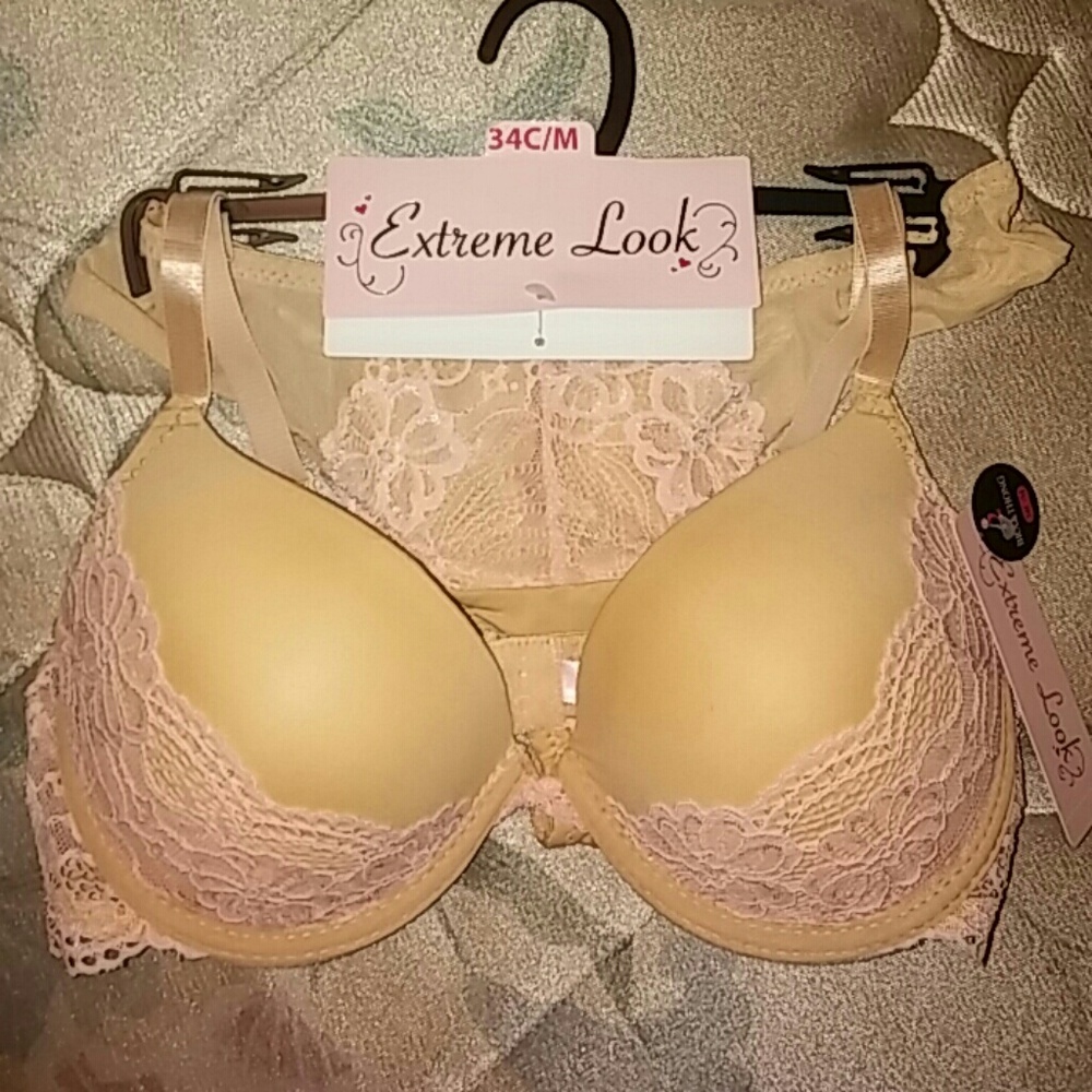 🆕Extreme Look bra and thong set NWT