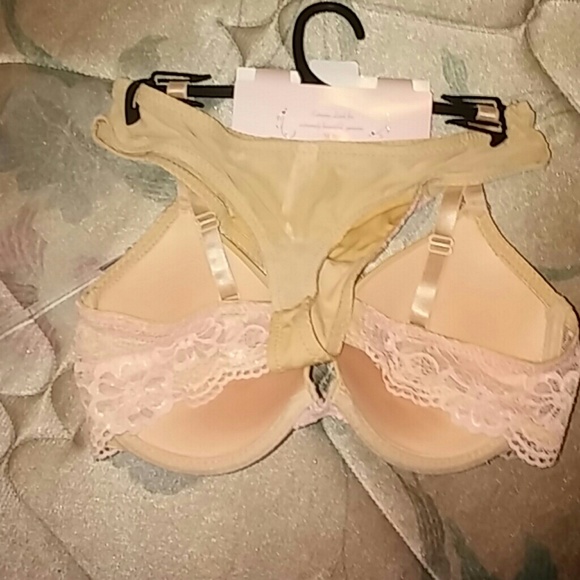 🆕Extreme Look bra and thong set NWT - Picture 4 of 4