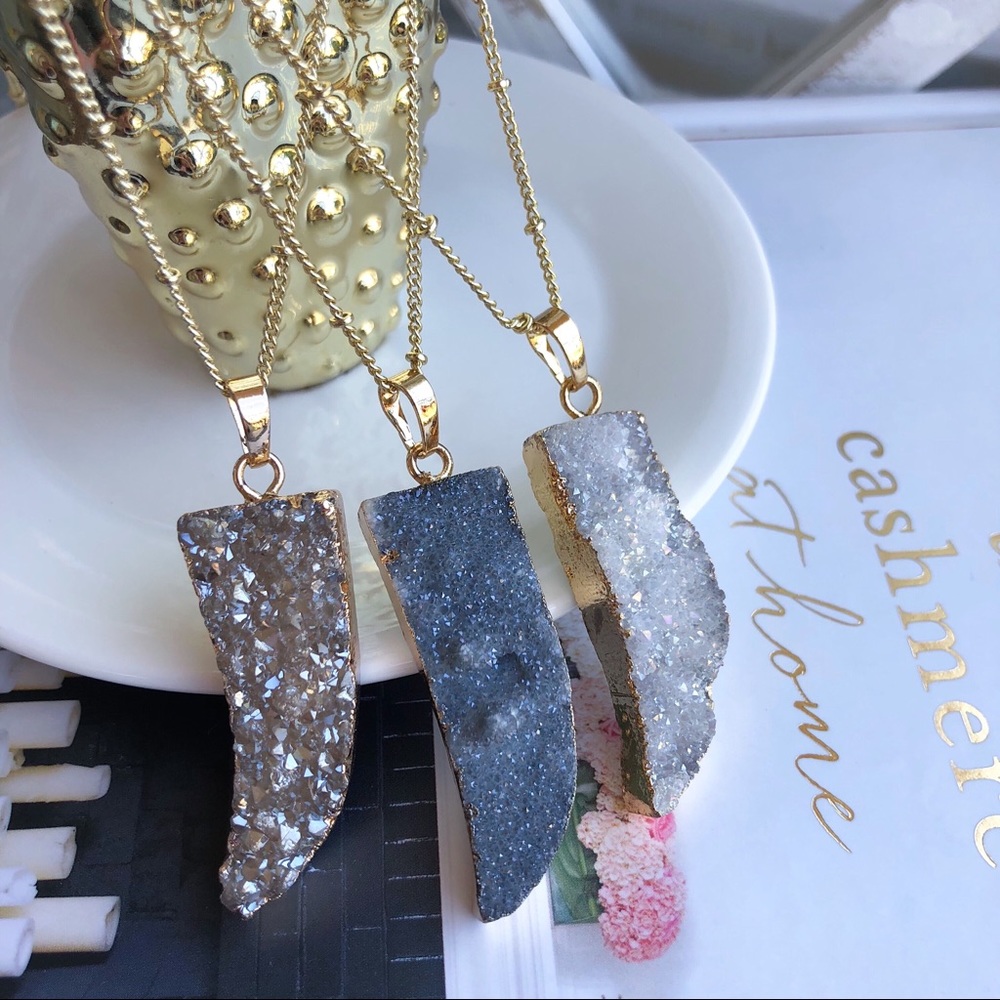 Druzy Tusk Necklace - Picture 1 of 8