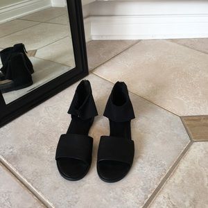 EILEEN FISHER BLACK TUMBLED NUBUCK