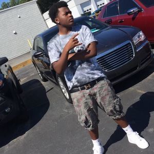 Meet your Posher, Nev