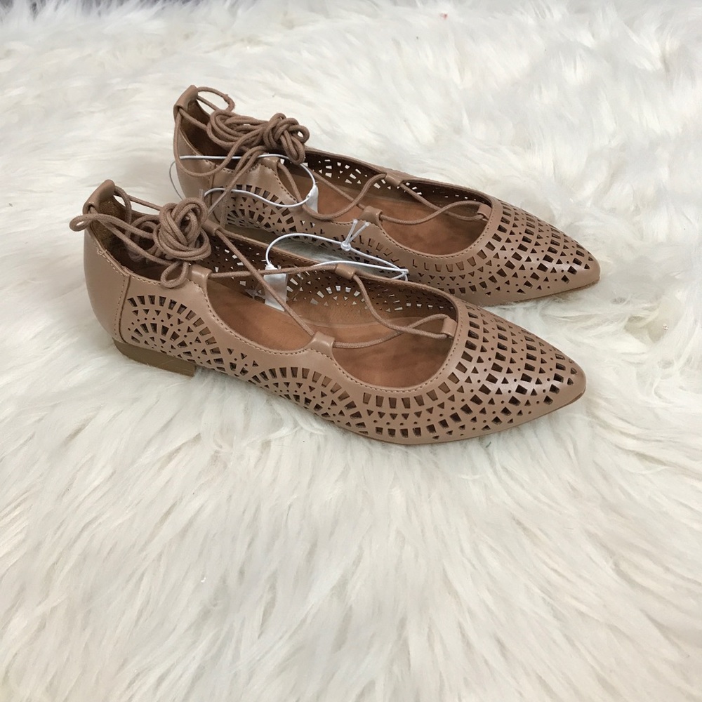 NEW!! Lace Up Flats