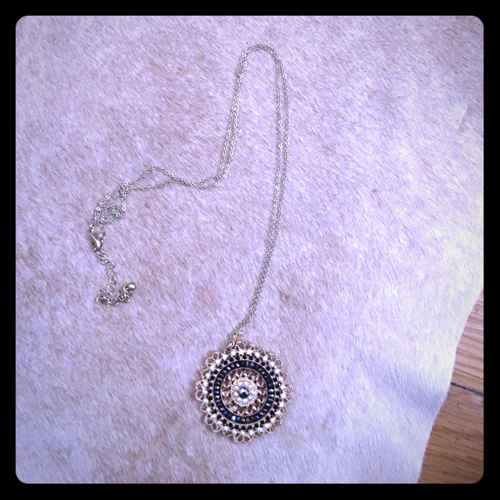 Beautiful pendant necklace