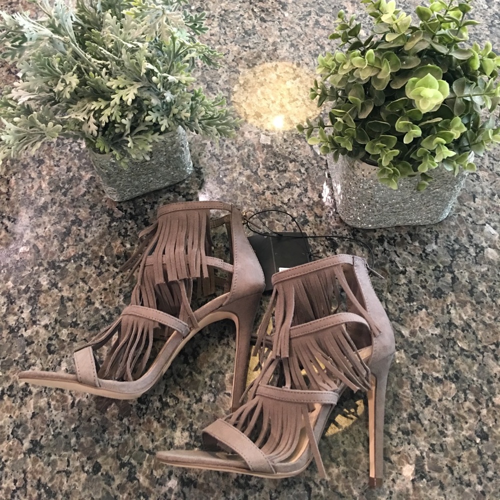 🔥🔥 Fringe Taupe/grey Suede-like Stilettos