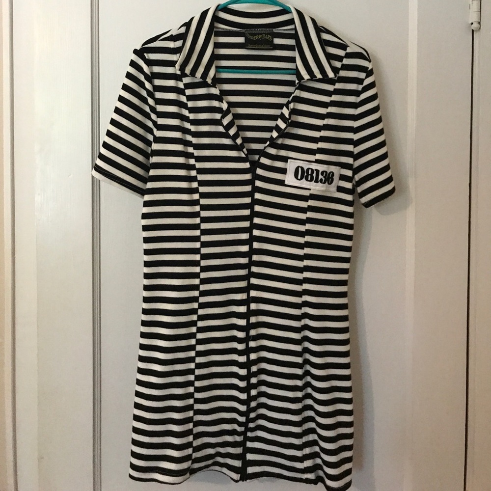 Jailbird Halloween Costume. Hat included.