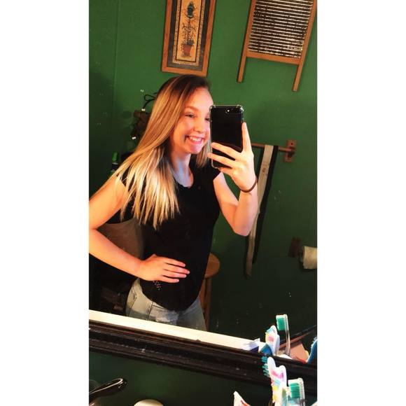 Meet your Posher, Jordan - Picture 1 of 1