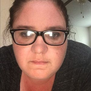 Meet your Posher, Lesia