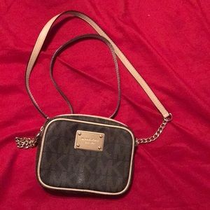 Small Michael Kors cross body purse