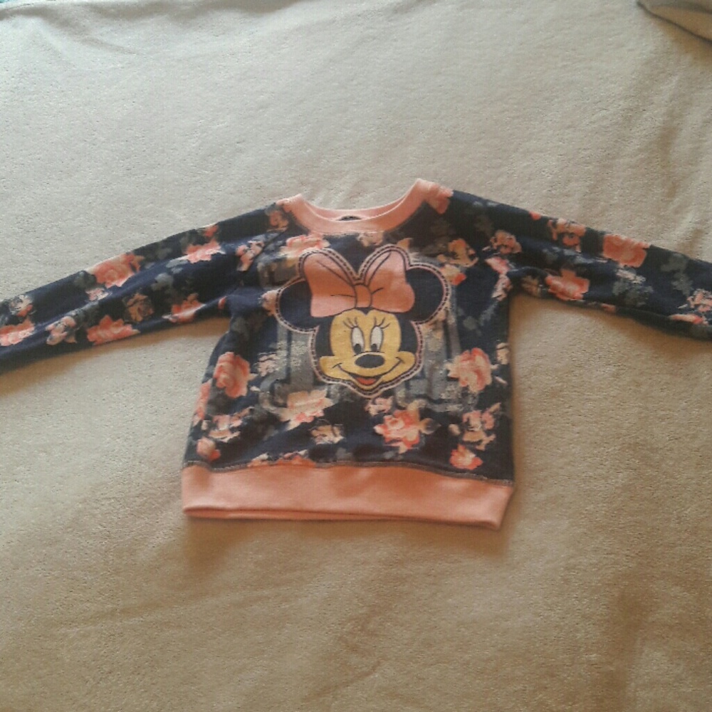Minnie mouse top