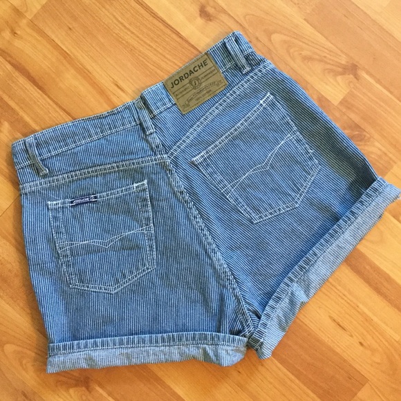 Vintage Jordache Jean Shorts - Picture 2 of 8