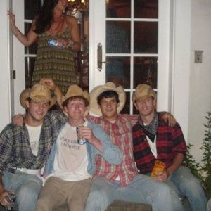 Meet your Posher, Bobby